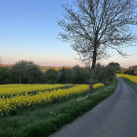 Zur Schoenen Aussicht Karlshausen